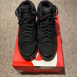 Women’s Nike Dunk Sky Hi W9